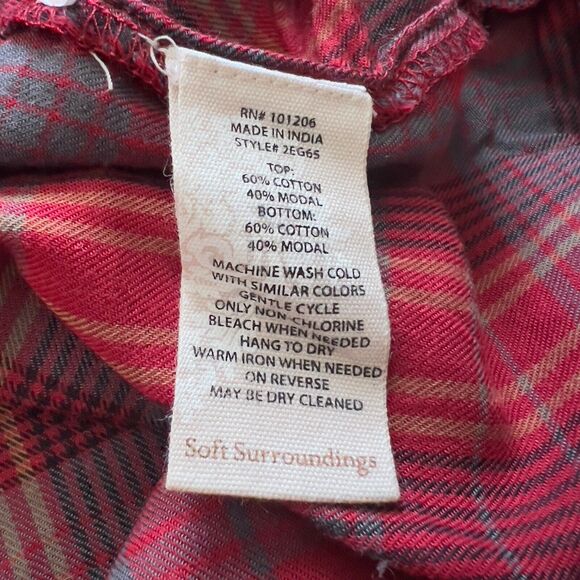 Soft Surroundings Pajama Top Size XL Night Divine Button Up Red Plaid Ruffle - Picture 7 of 7